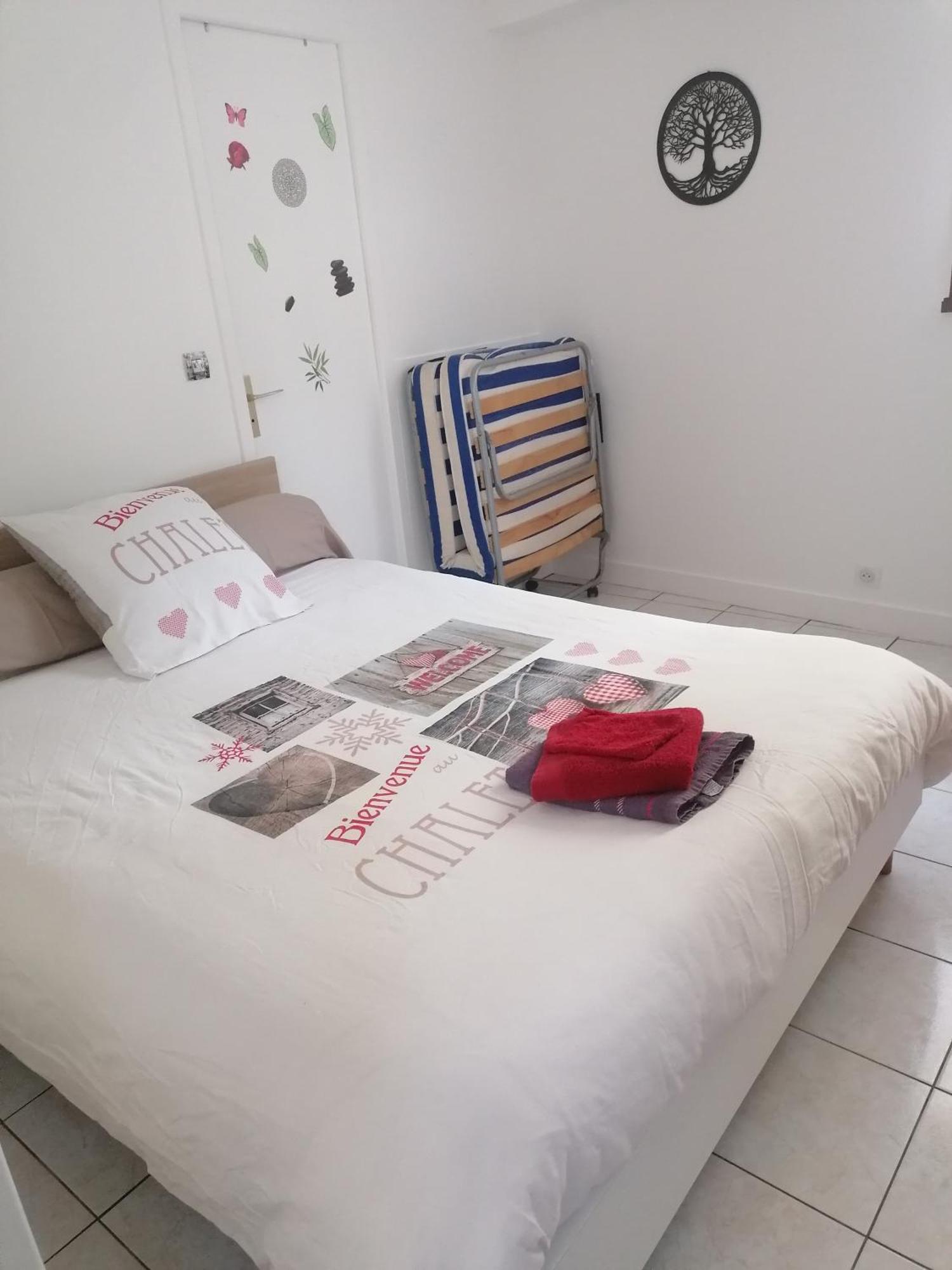 Le Petit Chalet -Appartement Proche De La Vieille Ville , Du Centre Ville Et Du Tram- Petit Dejeuner Offert Le Mans Exteriör bild