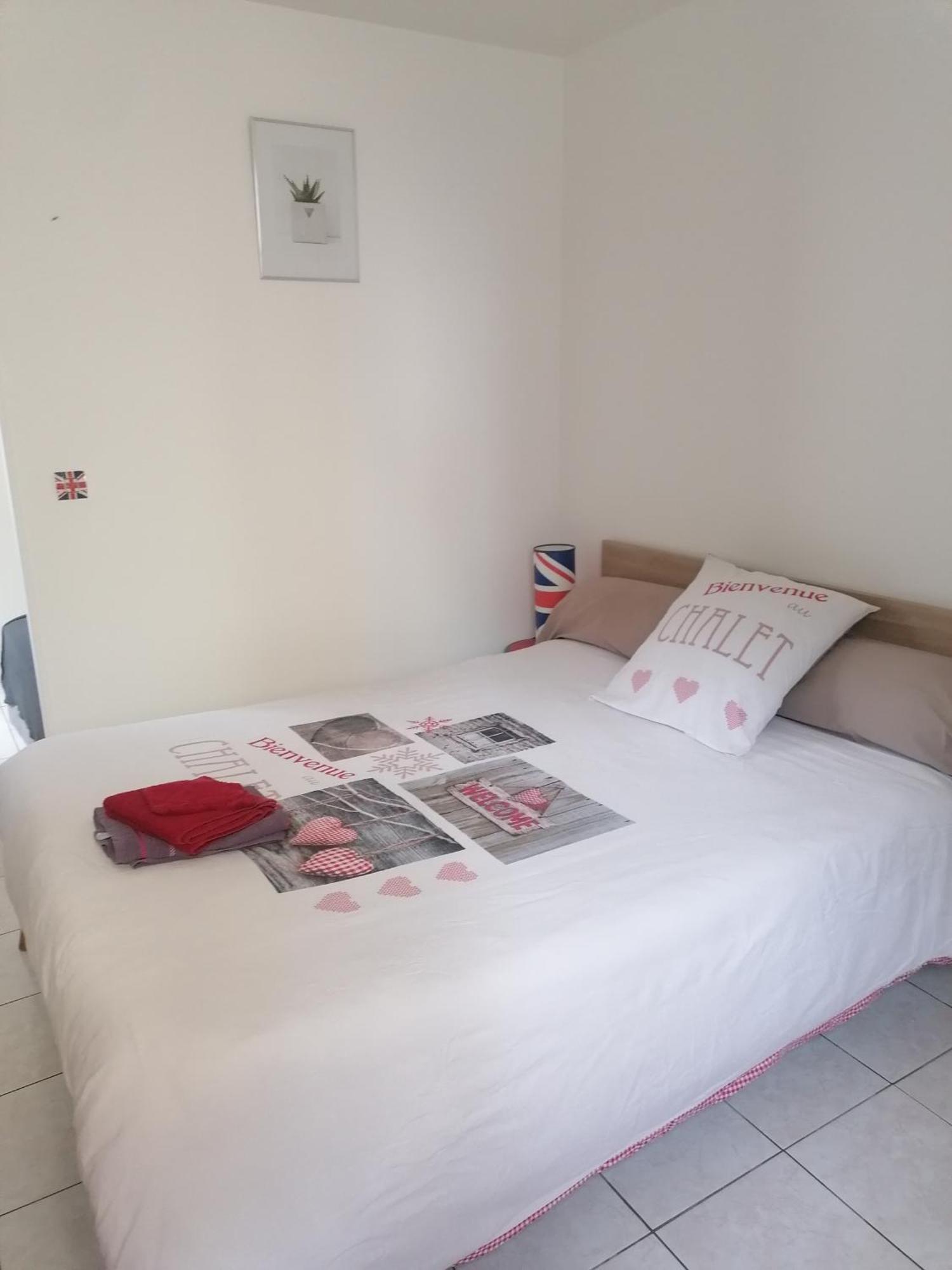 Le Petit Chalet -Appartement Proche De La Vieille Ville , Du Centre Ville Et Du Tram- Petit Dejeuner Offert Le Mans Exteriör bild