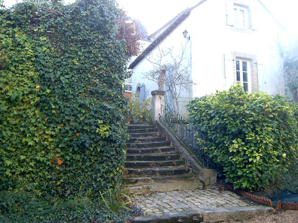 Le Petit Chalet -Appartement Proche De La Vieille Ville , Du Centre Ville Et Du Tram- Petit Dejeuner Offert Le Mans Rum bild