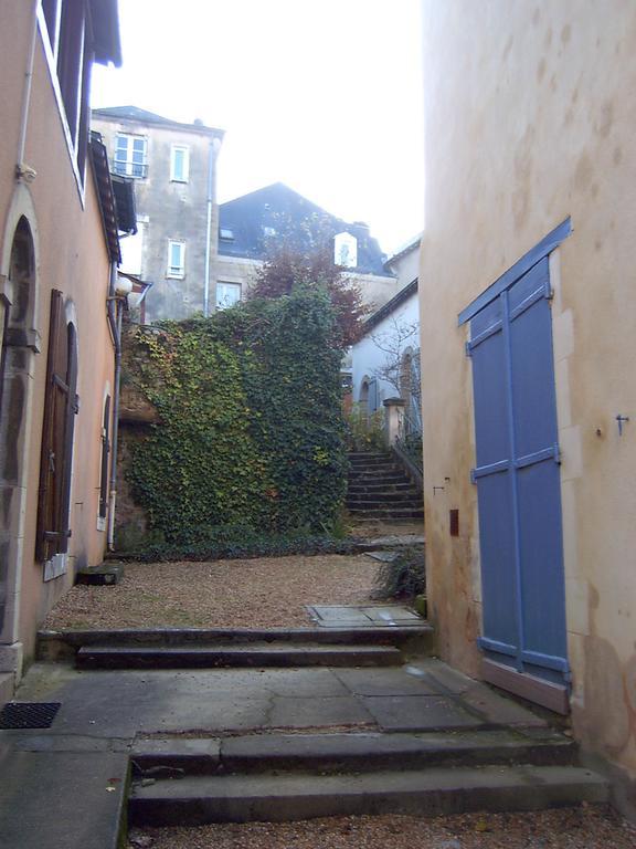 Le Petit Chalet -Appartement Proche De La Vieille Ville , Du Centre Ville Et Du Tram- Petit Dejeuner Offert Le Mans Rum bild